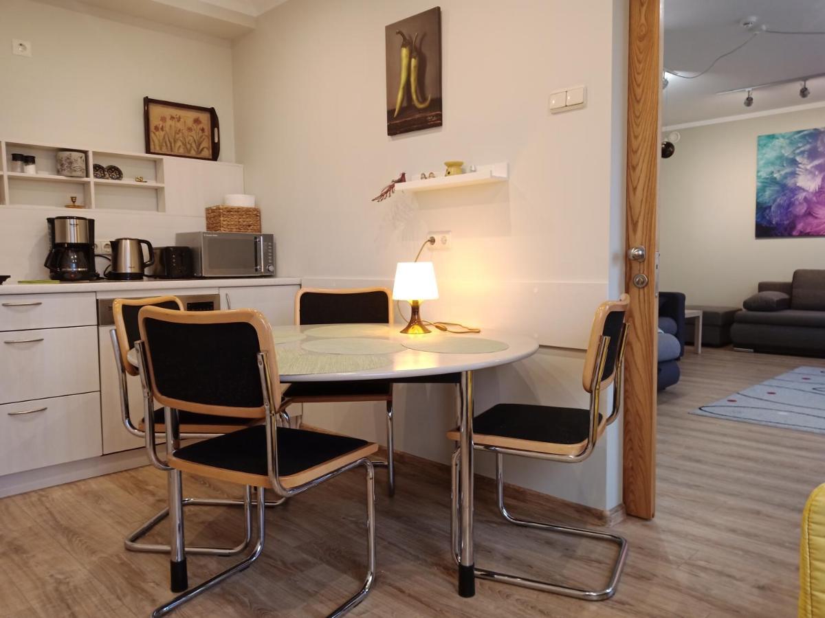 Family Or Group Apartment In Green Center 리가 외부 사진